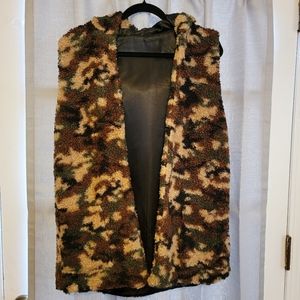 Faux Fur Sleeveless Vest